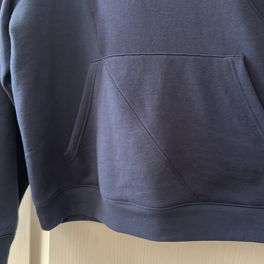 ALO Yoga Make Waves Hoodie Women’s M/Men’s S Navy Tonal - Picture 10 of 11
